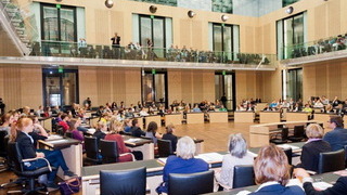 Foto: Blick in den Plenarsaal Foto: Blick in den Plenarsaal