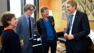 Foto: Bundesratspräsident Daniel Günther mit Gästen Foto: Bundesratspräsident Daniel Günther mit Gästen